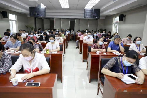 答疑面對面 服務心貼心——市人社局送服務上門，為衛(wèi)生系統(tǒng)職稱業(yè)務答疑解惑并保障信息系統(tǒng)運行維護服務